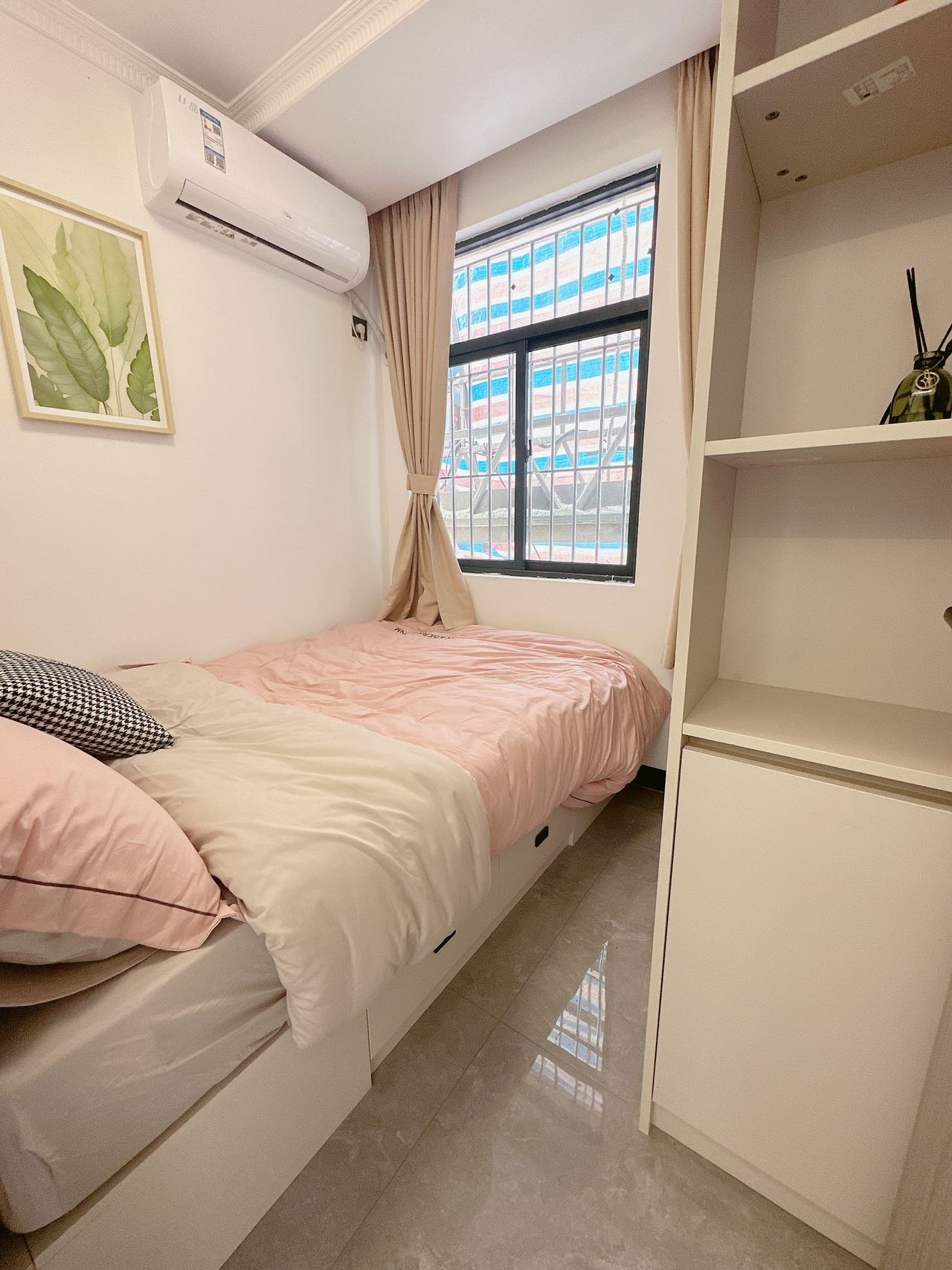 1745144216607766.jpg a437a9c683d65adf95ccd71016cf3254.jpg