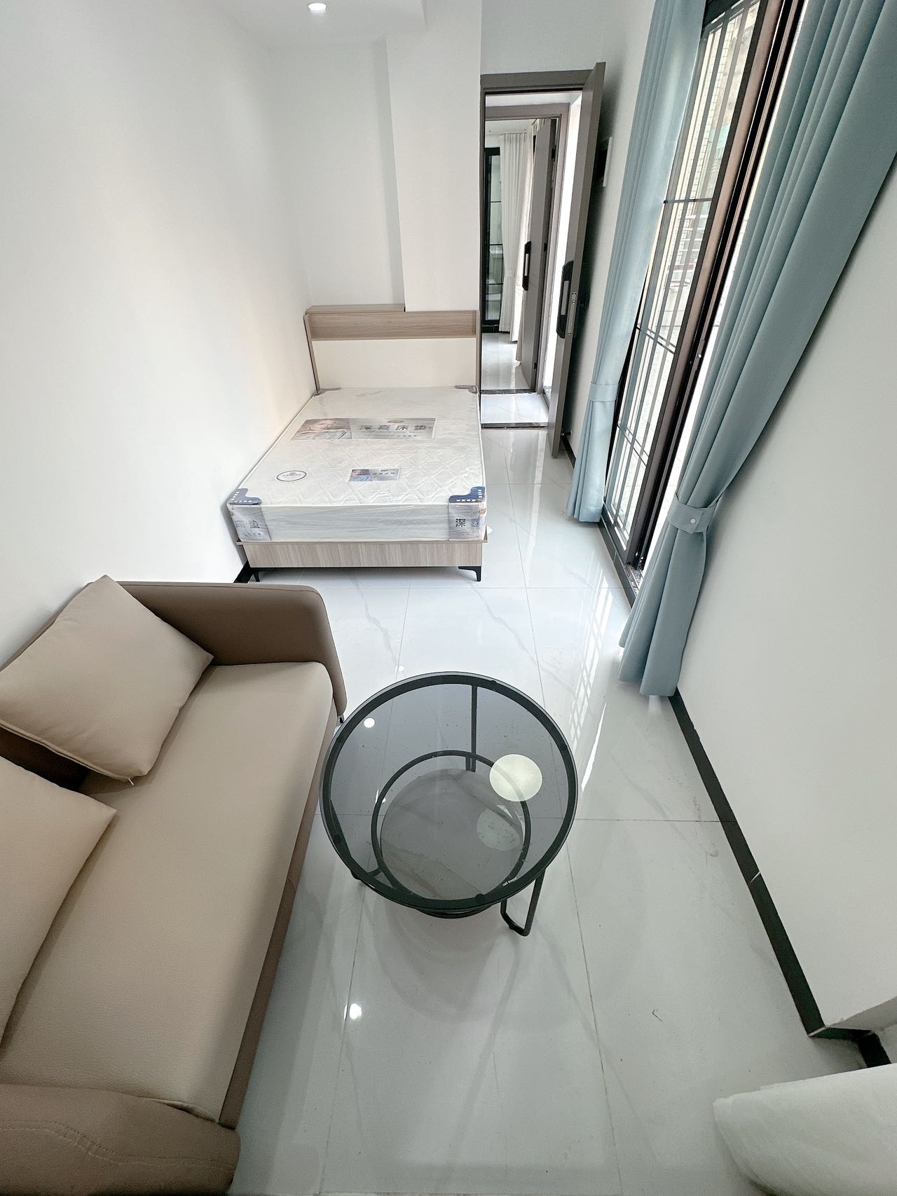 1745216703404853.jpg 9e041af69f056edb912bc8971b4eb728.jpg