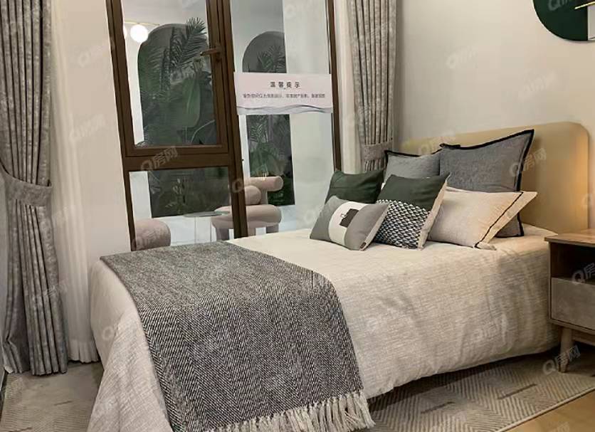 君成世界灣梧桐樹廣場-均價45000元/平